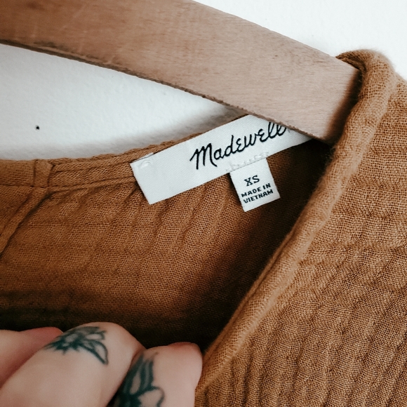 Lightspun Button-Back Peplum Top - Picture 5 of 7